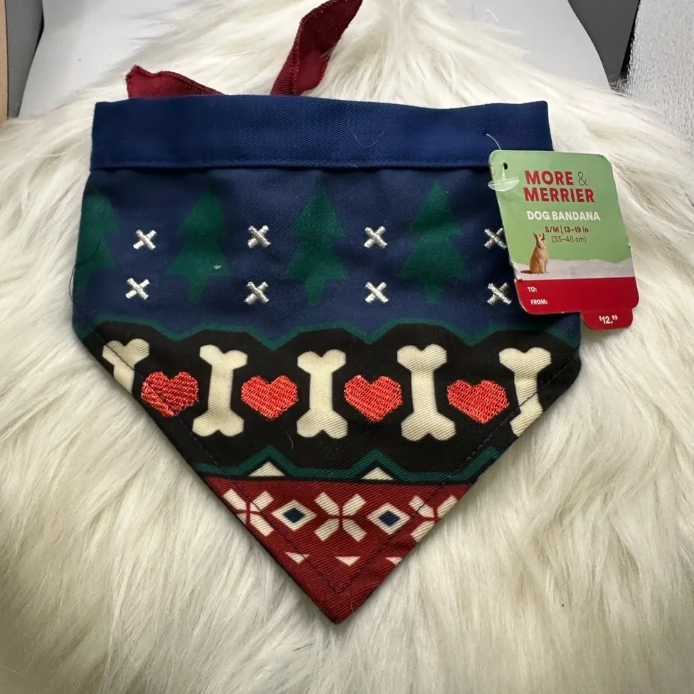 🩷5/$10 Festive Dog Bandana with Trees and Hearts